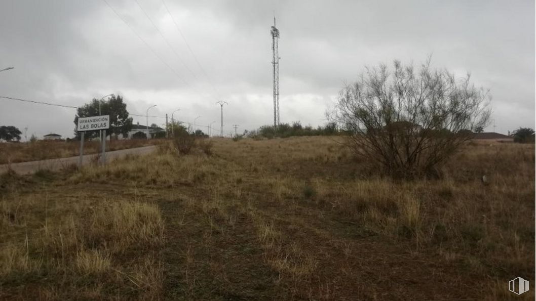 Land for sale at Polígono Parador, Las Ventas de Retamosa, Toledo, 45183 with cloud, sky, plant, tree, natural landscape, transmitter station, grassland, landscape, overhead power line and wood around