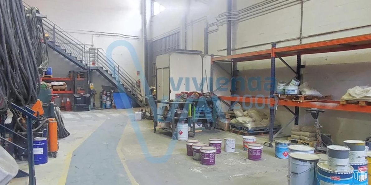 Industrial for sale at Avenida Camino de lo Cortao, San Sebastián de los Reyes, Madrid, 28700 with floor, flooring, machine, metal, paint, building material, factory, workshop, steel and aluminium around