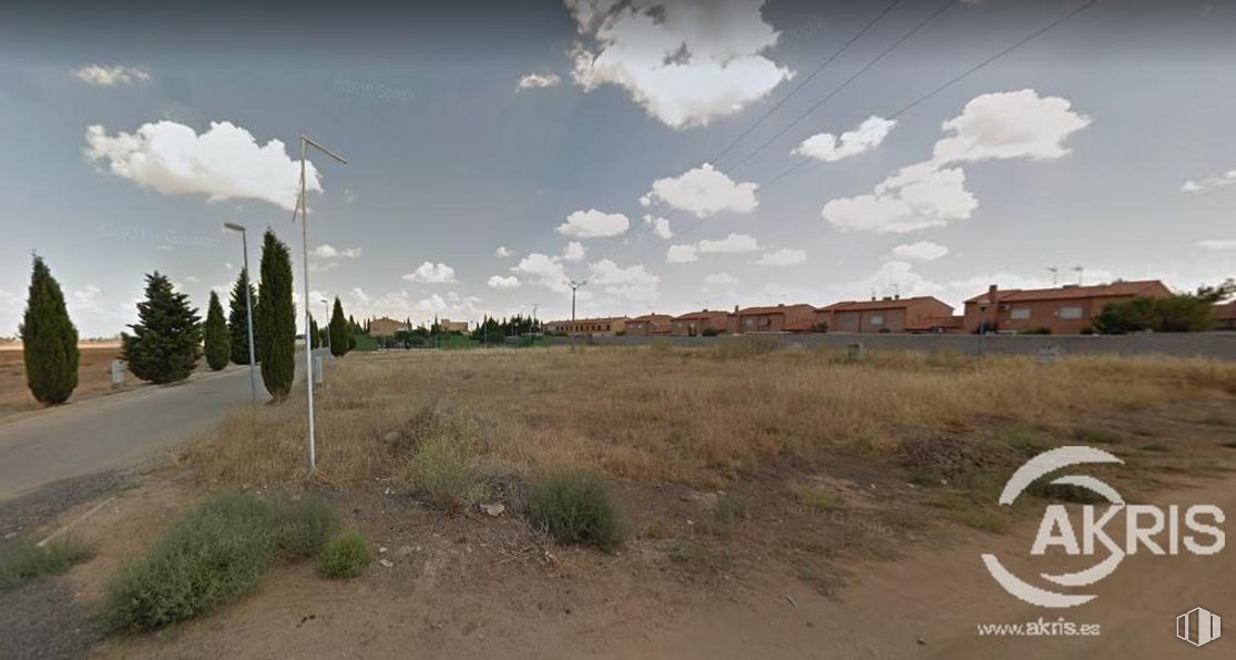 Land for sale at Calle Santo Domingo de Guzmán, Nambroca, Toledo, 45190 with cloud, sky, plant, natural landscape, land lot, asphalt, plain, grass, cumulus and grassland around