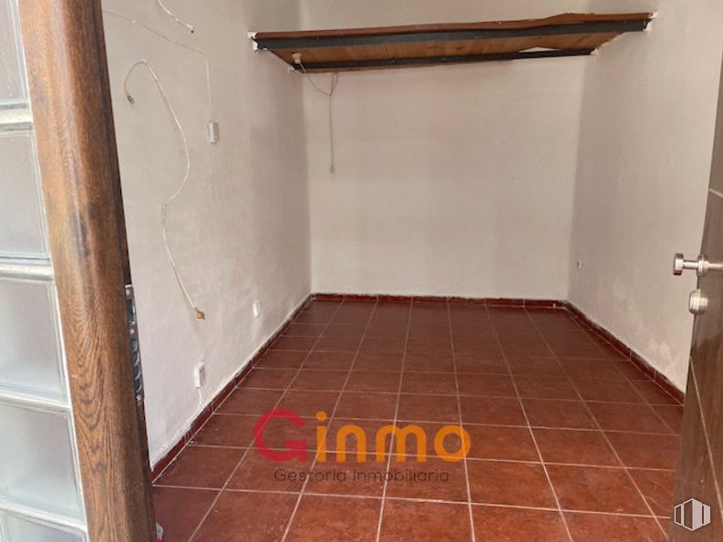 Local en venta en Calle Aníbal, 5, Tetuán, Madrid, 28020 con madera, accesorio, suelos, interiorismo, suelo, suelo de baldosas, madera dura, tinte para madera, gas y material compuesto alrededor