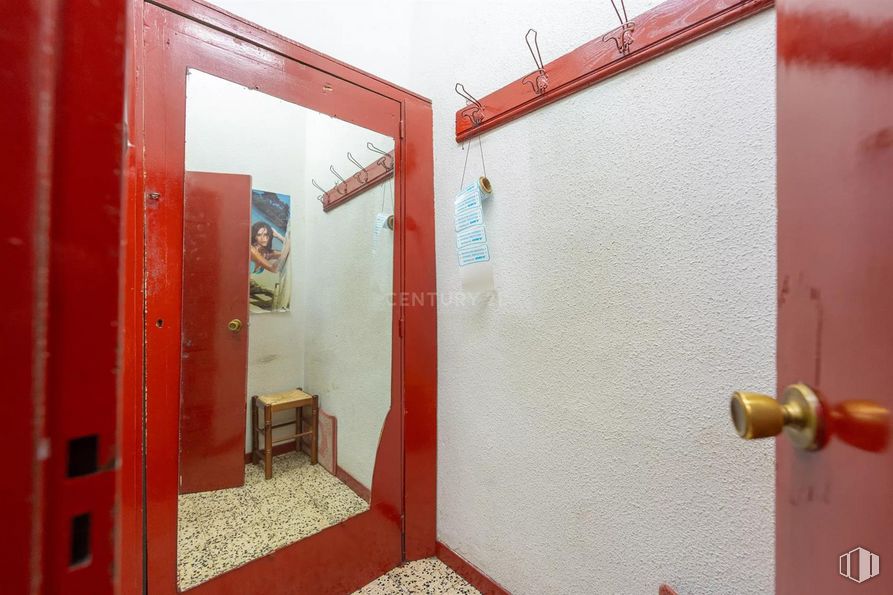 Local en venta en Calle Alcalá, 191, Salamanca, Madrid, 28009 con manija de la puerta, accesorio, madera, suelos, puerta, gas, casa, edificio, fachada y evento alrededor