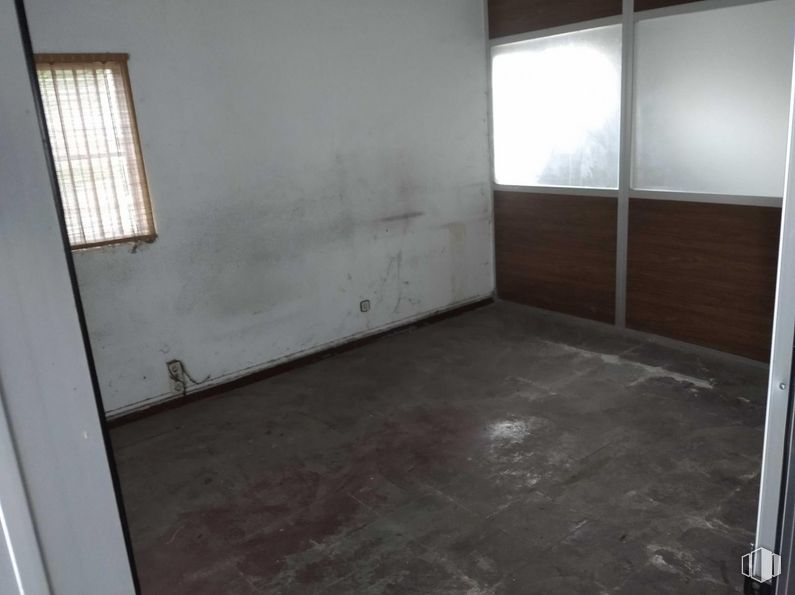 Nave en venta en Avenida Canteras, Valdemoro, Madrid, 28341 con ventana, persiana de la ventana, accesorio, edificio, madera, suelos, interiorismo, suelo, material compuesto y madera dura alrededor