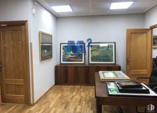 Office for rent at Zona Tetuán, Tetuán, Madrid, 28020 with door, picture frame, light fixture, painting, desk, wood, flooring, interior design, floor and wood flooring around