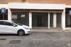 Retail for sale & for rent at Plaza San Esteban, 4, Guadalajara, 19001 with wheel, car, automotive parking light, tire, automotive lighting, automotive tire, window, vehicle, hood and automotive design around