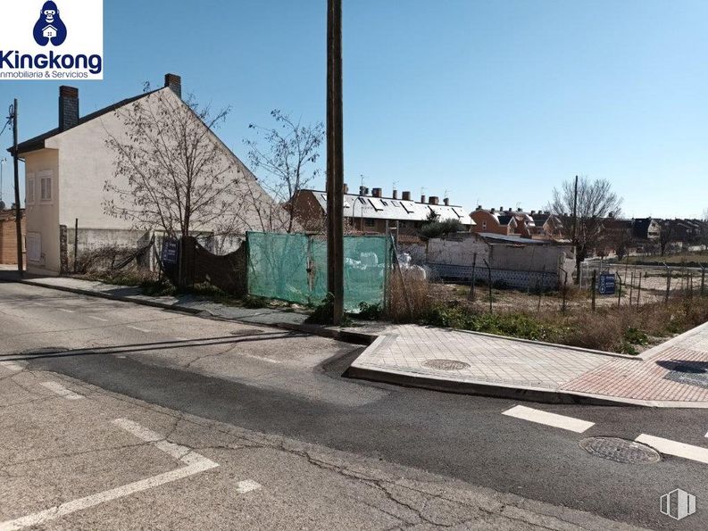 Suelo en venta en Calle Febrero, 14, San Blas - Canillejas, Madrid, 28022 con casa, cielo, propiedad, edificio, asfalto, superficie de la carretera, terreno, vehículo de motor, planta y vía alrededor