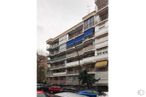 Retail for rent at Calle Pintor Ribera, Móstoles, Madrid, 28933 with car, building, window, apartment, neighbourhood, residential area, condominium, balcony, automotive parking light and mixed-use around