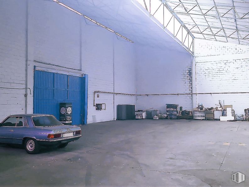 Nave en venta en Zona industrial, Torrejón de Ardoz, Madrid, 28850 con coche, , , neumático, , rueda, , ,  y  alrededor