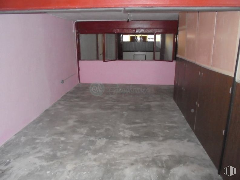 Retail for sale & for rent at José Zorrilla - Cristo Del Mercado, Segovia, 40005 with fixture, flooring, floor, building, wood, composite material, door, ceiling, concrete and house around