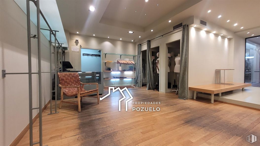 Local en venta en Centro Comercial Zoco, Pozuelo de Alarcón, Madrid, 28223 con silla, mueble, edificio, madera, interiorismo, suelos, casa, suelo, hall y sala de estar alrededor