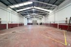 Industrial for sale at Calle Bronce, Cobeña, Madrid, 28863 with ladder, flooring, floor, ceiling, hall, daylighting, building material, beam, fluorescent lamp and sports venue around