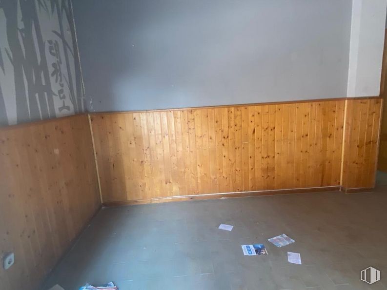 Local en venta en Calle Doctor Fleming, Guadalajara, 19003 con madera, pintura, suelo, suelos, tinte para madera, madera dura, tintes y matices, casa, contrachapado y material compuesto alrededor