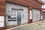 Retail for sale at Avenida España, 4, Villanueva de la Torre, Guadalajara, 19209 with door, window, property, brick, handwriting, brickwork, art, fixture, wall and font around