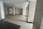 Retail for sale at Calle Mayor, Dosbarrios, Toledo, 45311 with fixture, flooring, hall, floor, composite material, glass, ceiling, space, building and building material around