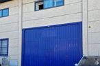 Industrial for sale & for rent at Avenida Naciones, Illescas, Toledo, 45200 with car, window, door, building, blue, hood, vehicle, automotive lighting, wood and wall around