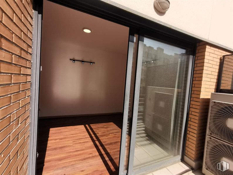 Oficina en venta en Calle Cronos, 20, San Blas - Canillejas, Madrid, 28037 con edificio, accesorio, madera, puerta, interiorismo, suelos, suelo, inmobiliario, material compuesto y ventana alrededor