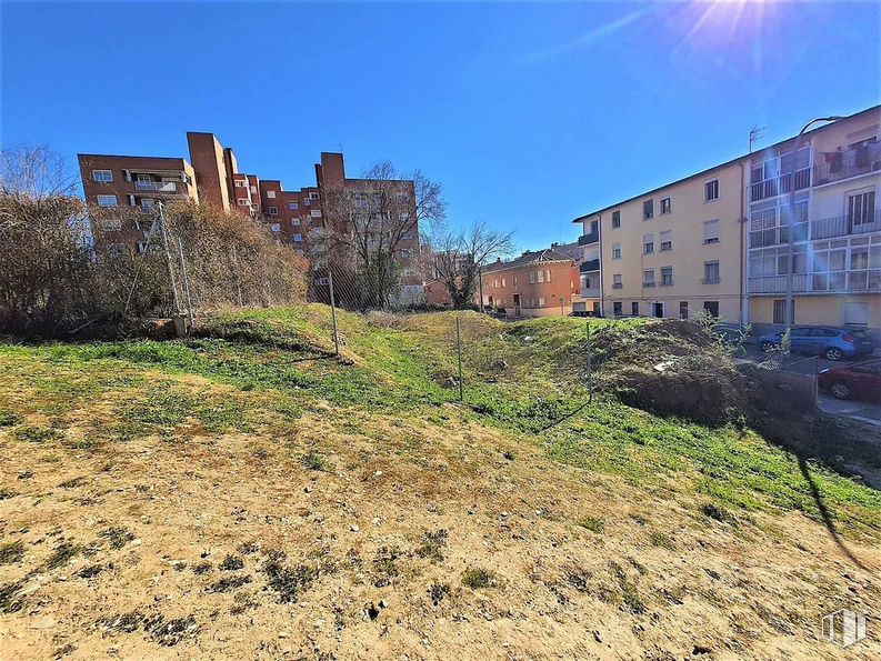 Land for sale at Alamín, Guadalajara, 19005 with building, sky, plant, daytime, property, window, cloud, land lot, grass and biome around