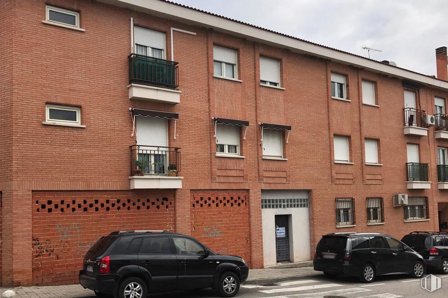 Local en alquiler en Calle Ventosilla, 5, San Agustín del Guadalix, Madrid, 28750 con coche, neumático, rueda, luz de estacionamiento automotriz, vehículo terrestre, vehículo, propiedad, edificio, ventana y neumático automotriz alrededor