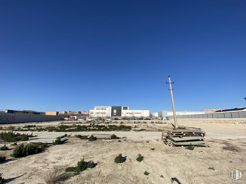 Suelo en alquiler en Calle Ahumaos, 24, Vicálvaro, Madrid, 28052 con camión, cielo, planta, nube, lote de terreno, ciudad, horizonte, diseño urbano, paisaje y suelo alrededor