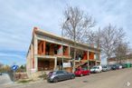 Industrial for sale at Calle Fresadores, Arroyomolinos, Madrid, 28939 with car, building, cloud, sky, automotive parking light, vehicle, wheel, tire, plant and tree around