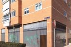 Retail for sale at Calle Isabel Colbrand, 16, Fuencarral - El Pardo, Madrid, 28050 with window, building, plant, architecture, urban design, facade, residential area, house, real estate and commercial building around