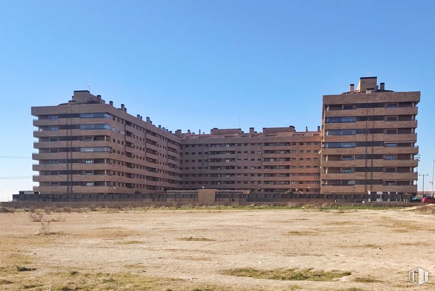 Local en venta en Calle Tiziano, Seseña, Toledo, 45224 con edificio, cielo, bloque de pisos, lote de terreno, diseño urbano, condominio, ventana, barrio, zona residencial y paisaje alrededor