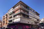 Retail for sale at Calle Hermanas Alonso Barceló, Carabanchel, Madrid, 28025 with car, building, tire, sky, wheel, property, window, vehicle registration plate, condominium and urban design around