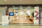 Retail for rent at Avenida Juan XXIII, Pozuelo de Alarcón, Madrid, 28224 with television, interior design, flooring, floor, ceiling, gadget, logo, display device, advertising and retail around