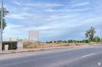 Land for sale at Avenida Santa Clara, 35, Illescas, Toledo, 45200 with cloud, sky, plant, road surface, tree, asphalt, natural landscape, land lot, thoroughfare and residential area around