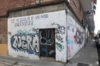 Retail for sale at Calle Antonio Rodríguez, 12, Carabanchel, Madrid, 28044 with door, building, handwriting, infrastructure, art, font, graffiti, brick, wall and house around