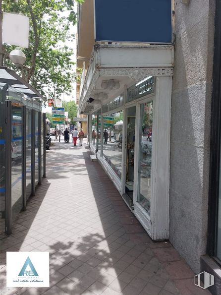 Local en venta en Calle Doctor Esquerdo, Salamanca, Madrid, 28028 con infraestructura, edificio, superficie de la carretera, diseño urbano, acera, fachada, ciudad, callejón, árbol y carretera alrededor