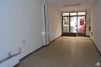 Retail for sale at Zona José Zorrilla, Segovia, 40005 with door, building, fixture, flooring, floor, hall, window, ceiling, glass and plaster around