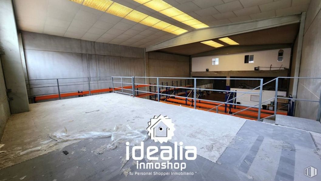 Industrial for sale at Calle Casilla Dolores, Ontígola, Toledo, 45340 with building, architecture, interior design, floor, wall, flooring, hall, house, room and concrete around