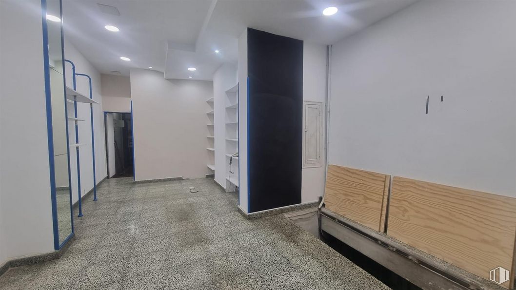 Local en alquiler en Paseo Delicias, Arganzuela, Madrid, 28045 con puerta, accesorio, edificio, interiorismo, suelo, madera, suelos, hall, inmobiliario y casa alrededor