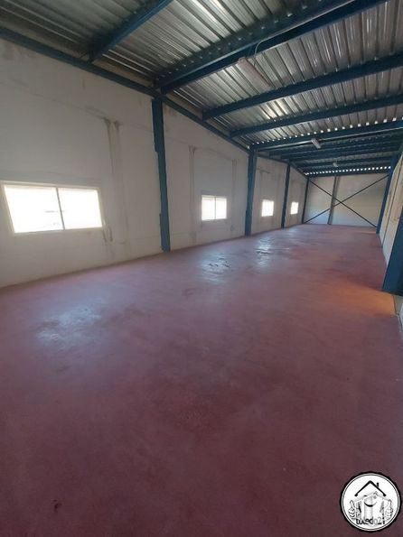 Industrial for sale at Camino Ciempozuelos, Seseña, Toledo, 45224 with window, building, wood, hall, floor, flooring, wall, house, ceiling and fixture around