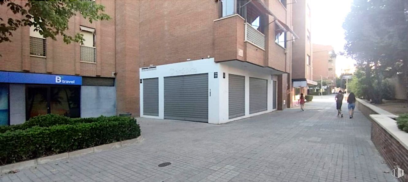 Local en alquiler en Calle Méjico, Toledo, 45004 con ventana, edificio, planta, superficie de la carretera, diseño urbano, asfalto, condominio, albañilería, acera y edificio comercial alrededor