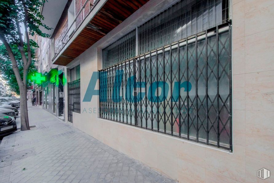 Local en venta en Zona Fuente del Berro, Salamanca, Madrid, 28028 con hierro y metal alrededor