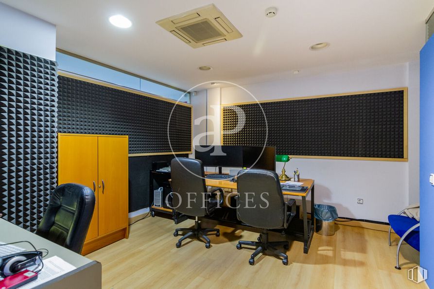 Oficina en venta en Calle Margaritas, Tetuán, Madrid, 28039 con silla, alumbrado, ebanistería, silla de oficina, interiorismo, suelo, edificio, suelos, diseño automovilístico y equipo de audio alrededor