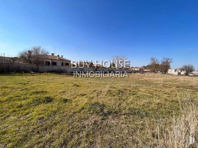 Suelo en venta en Urbanización Los Cisneros, Yeles, Toledo, 45220 con edificio, cielo, planta, paisaje natural, árbol, nube, hierba, llano, pradera y paisaje alrededor