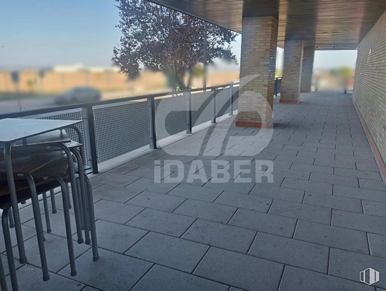 Retail for rent at Zona centro, Seseña, Toledo, 45223 with stool, road surface, sky, tree, wood, floor, urban design, shade, real estate and flooring around