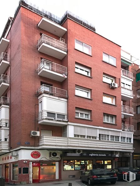 Local en venta en Calle Canillas, 36, Chamartín, Madrid, 28002 con coche, ventana, edificio, propiedad, diseño urbano, condominio, bloque de torre, línea, vehículo y rueda alrededor