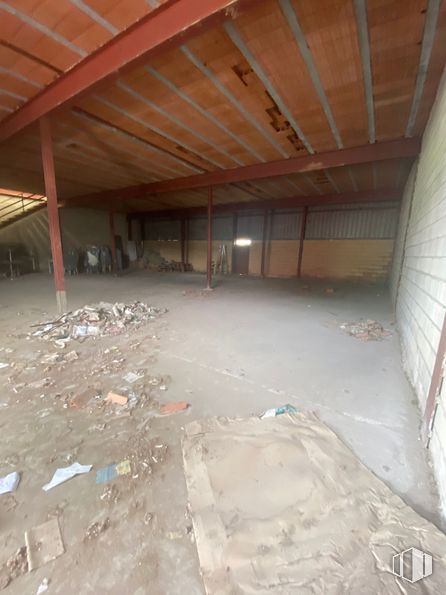 Industrial for sale & for rent at Calle Tejido, Azuqueca de Henares, Guadalajara, 19200 with wood, floor, flooring, hall, composite material, beam, ceiling, hardwood, concrete and building material around