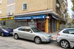 Local en venta en Calle San Antón, 72, Parla, Madrid, 28980 con rueda, coche, neumático, luz de estacionamiento automotriz, vehículo terrestre, vehículo, edificio, ventana, infraestructura y placa de matrícula del vehículo alrededor