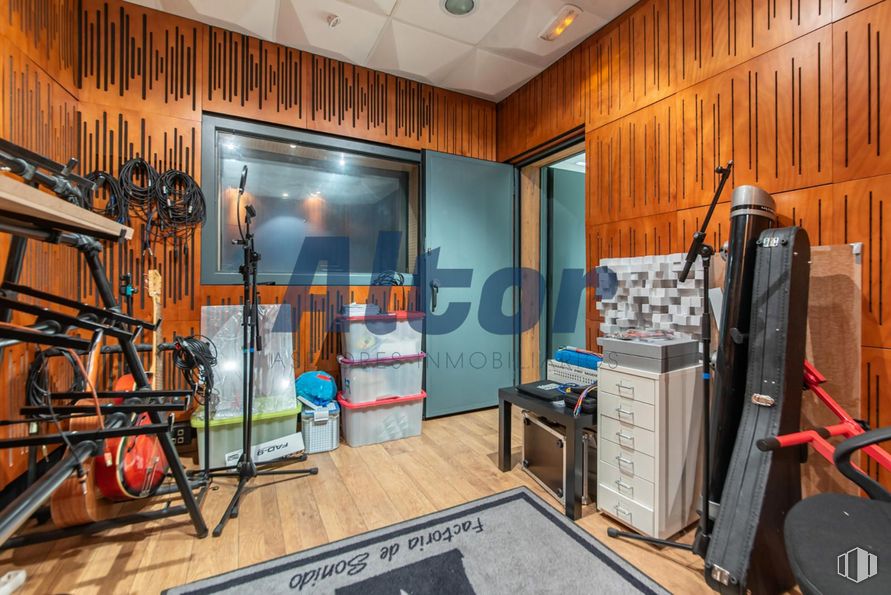 Local en venta en Avenida Pablo Iglesias, Moncloa - Aravaca, Madrid, 28039 con propiedad, edificio, interiorismo, equipo de audio, suelo, inmobiliario, marco, suelos, madera y televisión alrededor