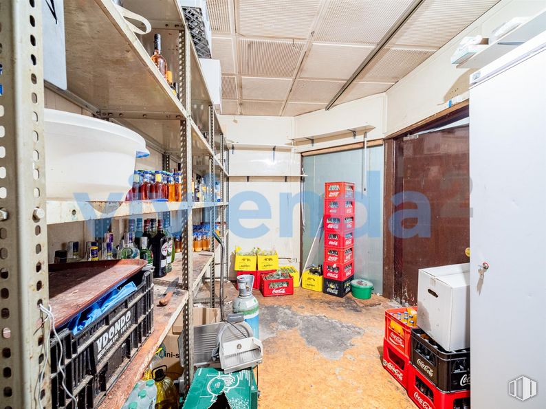 Local en venta en Calle Galeón, Barajas, Madrid, 28042 con edificio, ingeniería, suelos, máquina, servicio, techo, venta al por menor, habitación, caja y publicidad alrededor