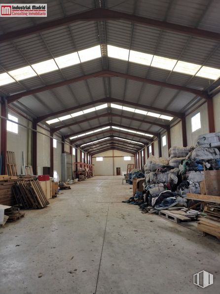 Industrial for sale at Zona industrial, Nuevo Baztán, Madrid, 28514 with architecture, wood, floor, flooring, building, beam, engineering, hall, city and gas around