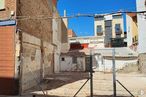 Land for sale at Calle Tomás García, Puente de Vallecas, Madrid, 28053 with building, sky, window, house, road surface, fixture, electricity, tints and shades, road and composite material around