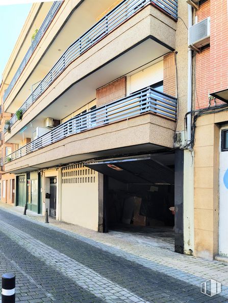 Local en venta en Travesia Oriente, 12, Getafe, Madrid, 28901 con ventana, edificio, cielo, diseño urbano, propiedad material, fachada, inmobiliario, superficie de la carretera, ciudad y asfalto alrededor