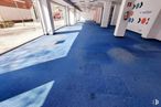 Retail for rent at La Avanzada - La Cueva, Fuenlabrada, Madrid, 28945 with building, blue, asphalt, road surface, flooring, floor, wall, shade, tints and shades and parking around