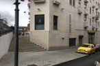 Retail for sale & for rent at Calle Santa Teresa, 3, Arganda del Rey, Madrid, 28500 with car, building, window, tire, wheel, vehicle, infrastructure, street light, road surface and asphalt around