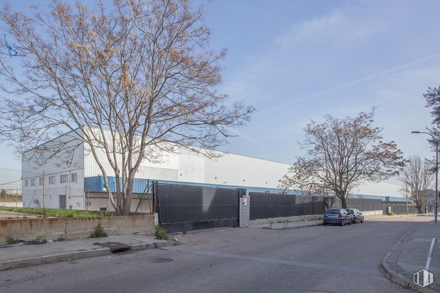 Industrial for rent at Zona industrial, Coslada, Madrid, 28820 with building, composite material, public utility, concrete, tar, headquarters, corporate headquarters and electrical supply around